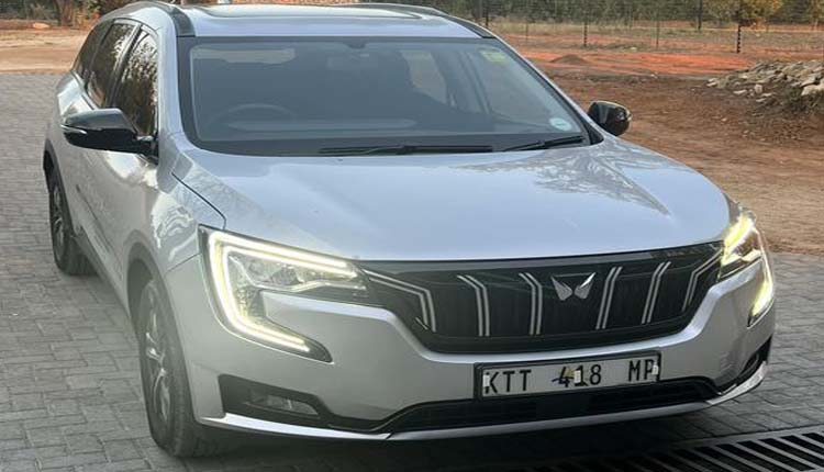 Mahindra XUV300 2023: Updated Features, Price, and Specs | Best Budget SUV
