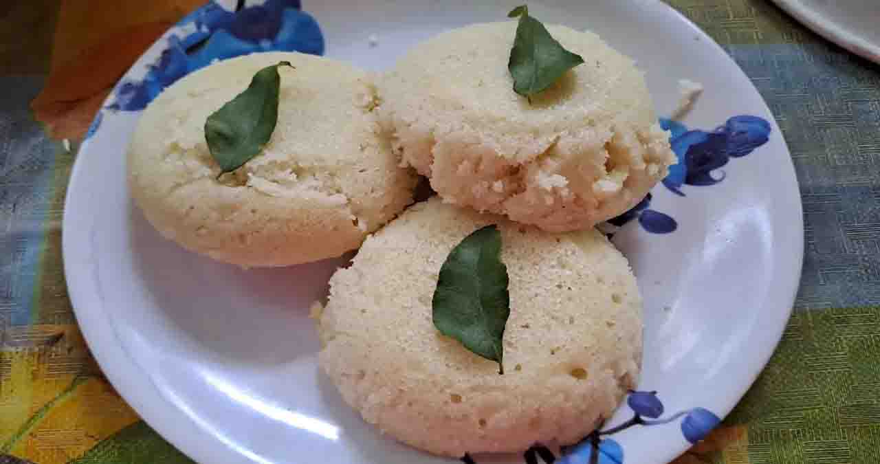 Delicious and Healthy Homemade Soft Idli Recipe | Step-by-Step Guide